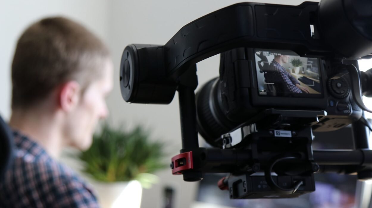 How to tell your brand story in a 30-second video using a smartphone and natural light in a small business setting